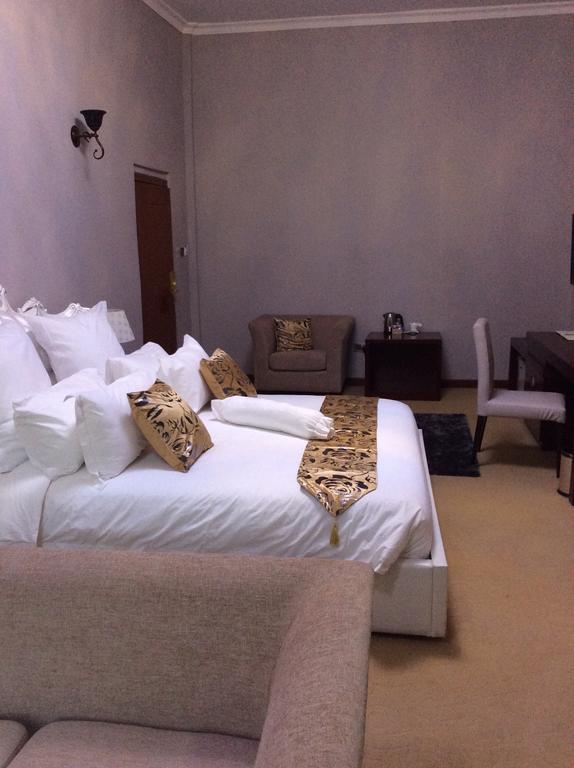 Sherbourne Hotel Kitwe Eksteriør billede